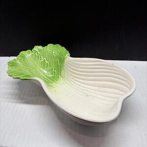Vintage ceramic Napa cabbage shaped serving dish